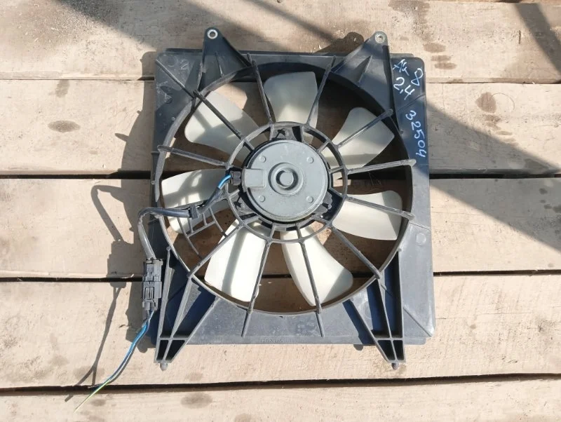 Диффузор вентилятора кондиционера Honda Accord 8 2008-2012