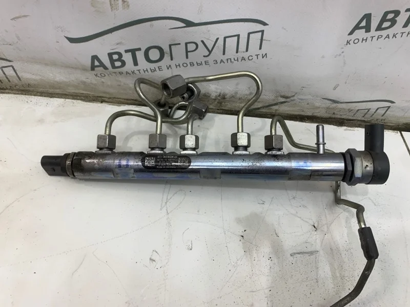 Топливная рампа BMW X1 X20D 2012 E84 Рест