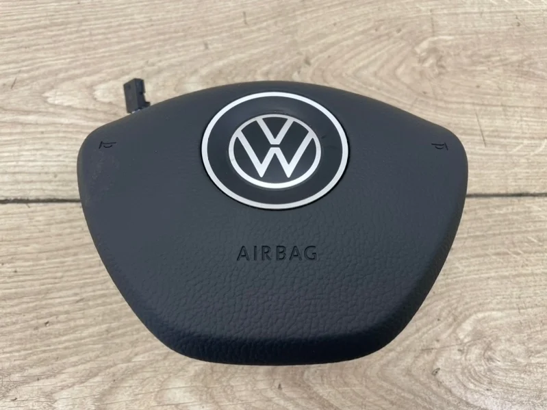 Подушка безопасности в руль VW Passat B8 2015- 3G