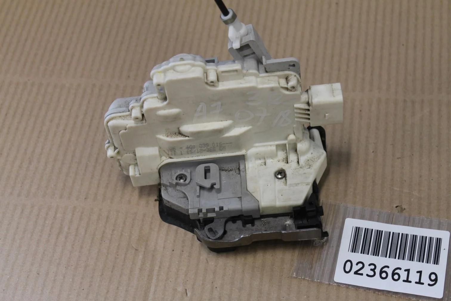 Замок двери задней правой для Audi A7 4G 2010-2018