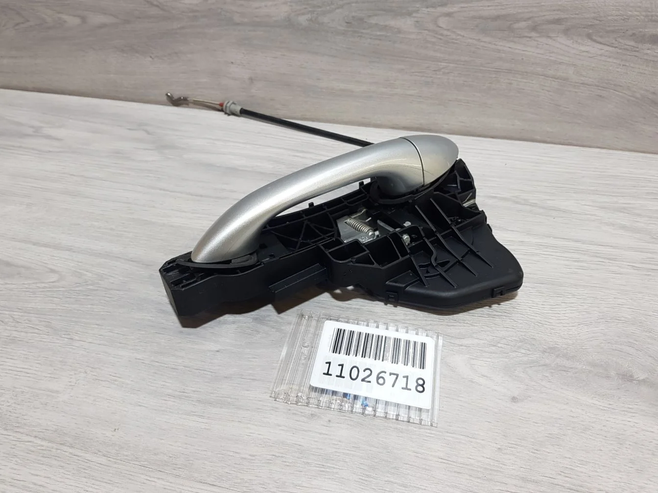 Ручка двери нaружная задняя левая для Mercedes M-klasse W164 ML 2005-2011