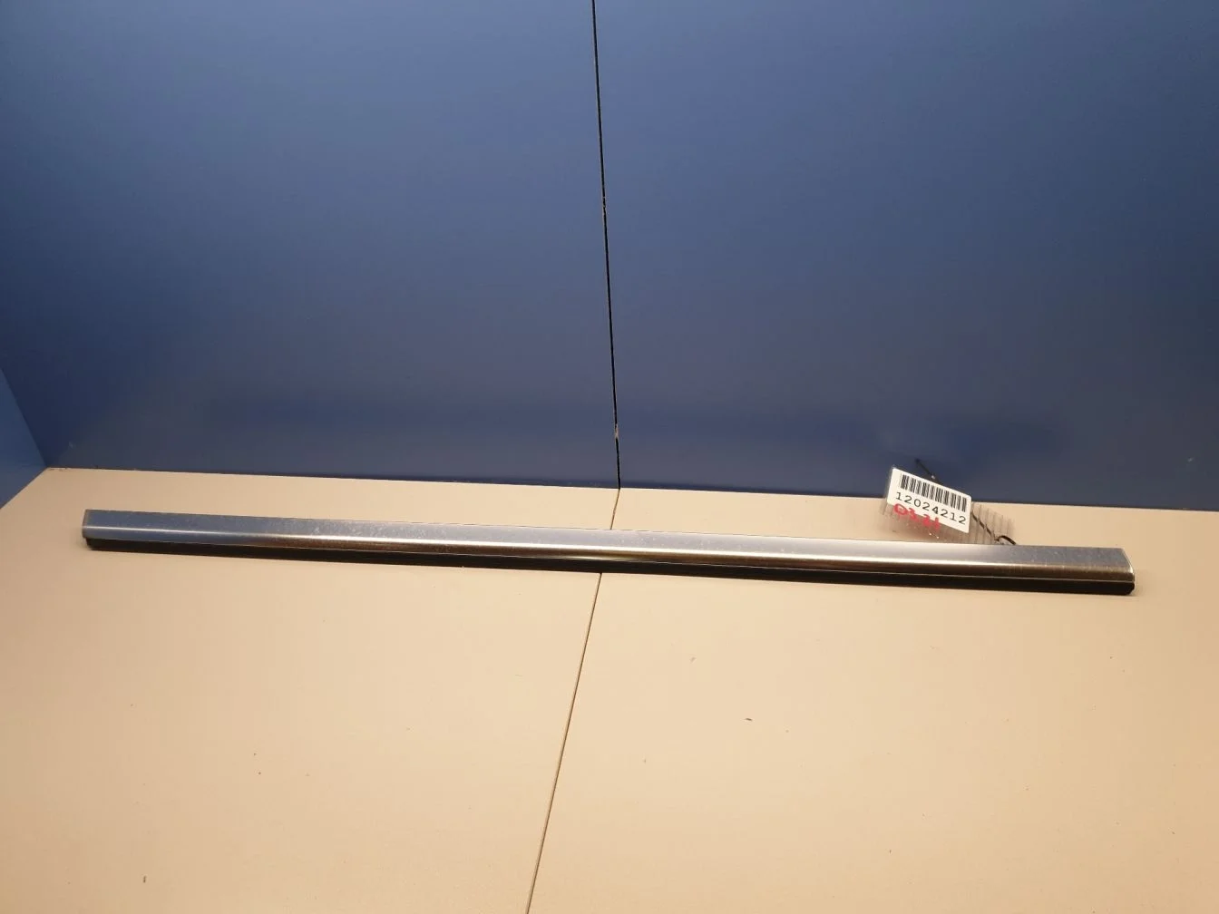 Молдинг стекла передней правой двери для Mercedes CLA-klasse C117 2013-2019