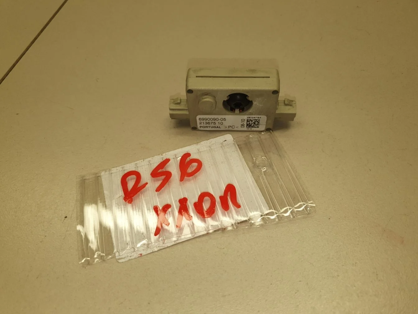 Антенный усилитель для Mini R56 2005-2014
