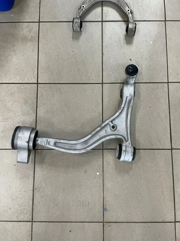 Рычаг подвески нижний Porsche Panamera 2018 971