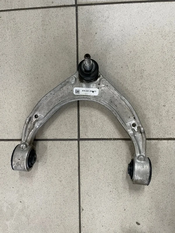 Рычаг подвески верхний Porsche Panamera 2014 970