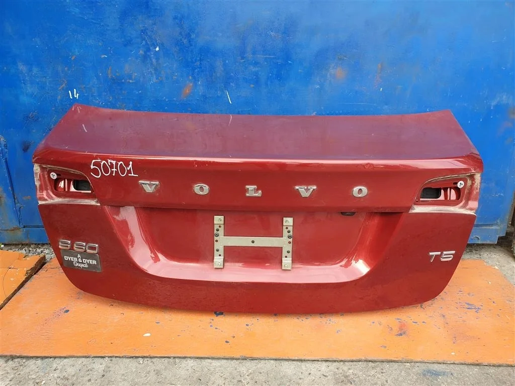 Крышка багажника Volvo S60 2 2010-2018 31333223