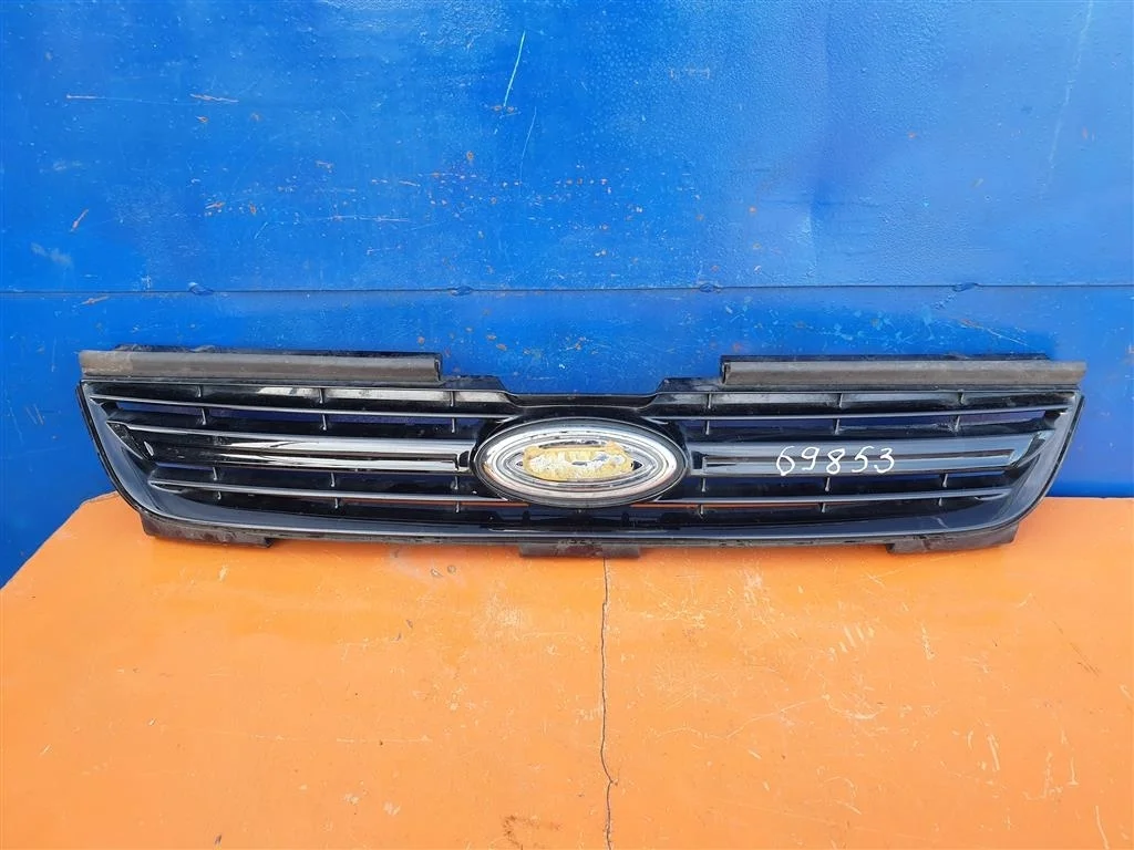 Решетка радиатора Ford S-Max 1 ЭС Макс 1 2010-2015