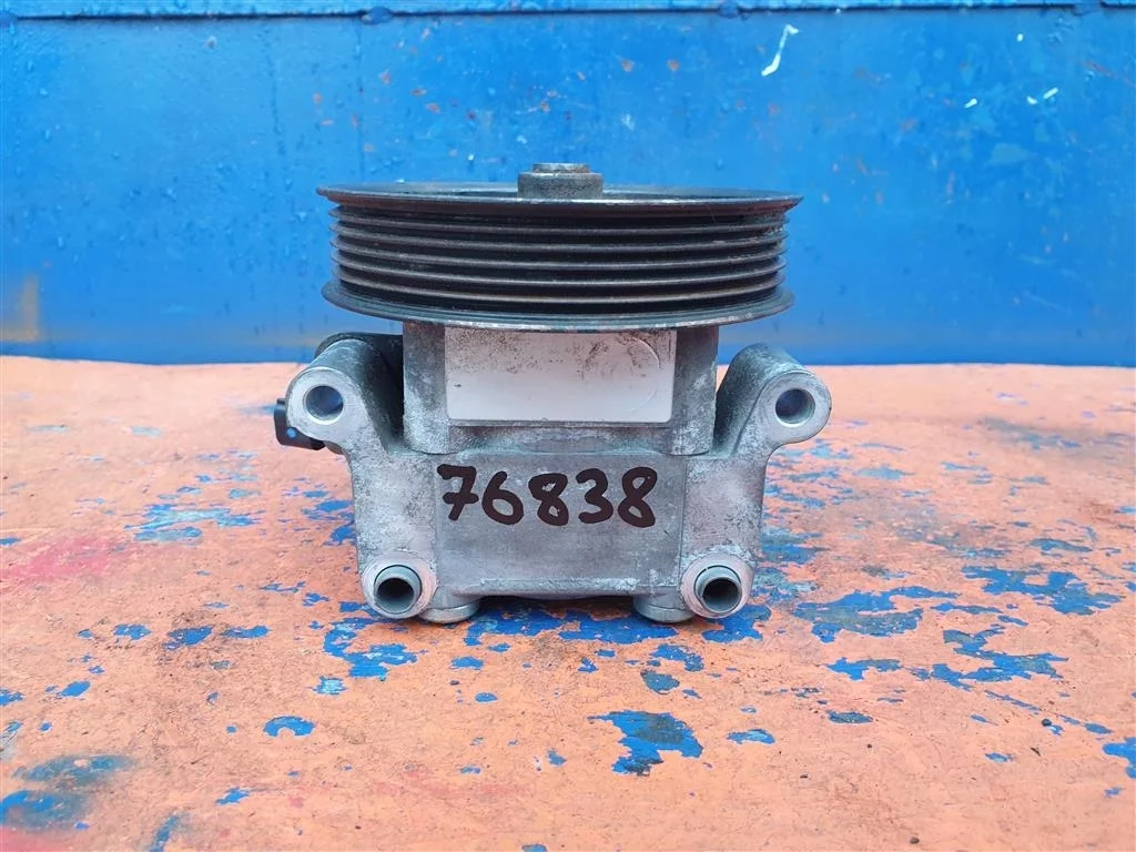 Насос Гур Ford Focus 2 C-Max 1,6 4M513A696AE