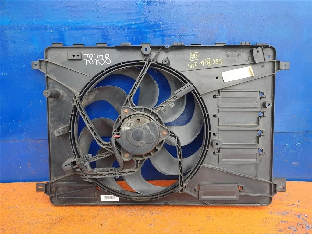 Вентилятор радиатора Volvo S60 XC60 XC70 31293778