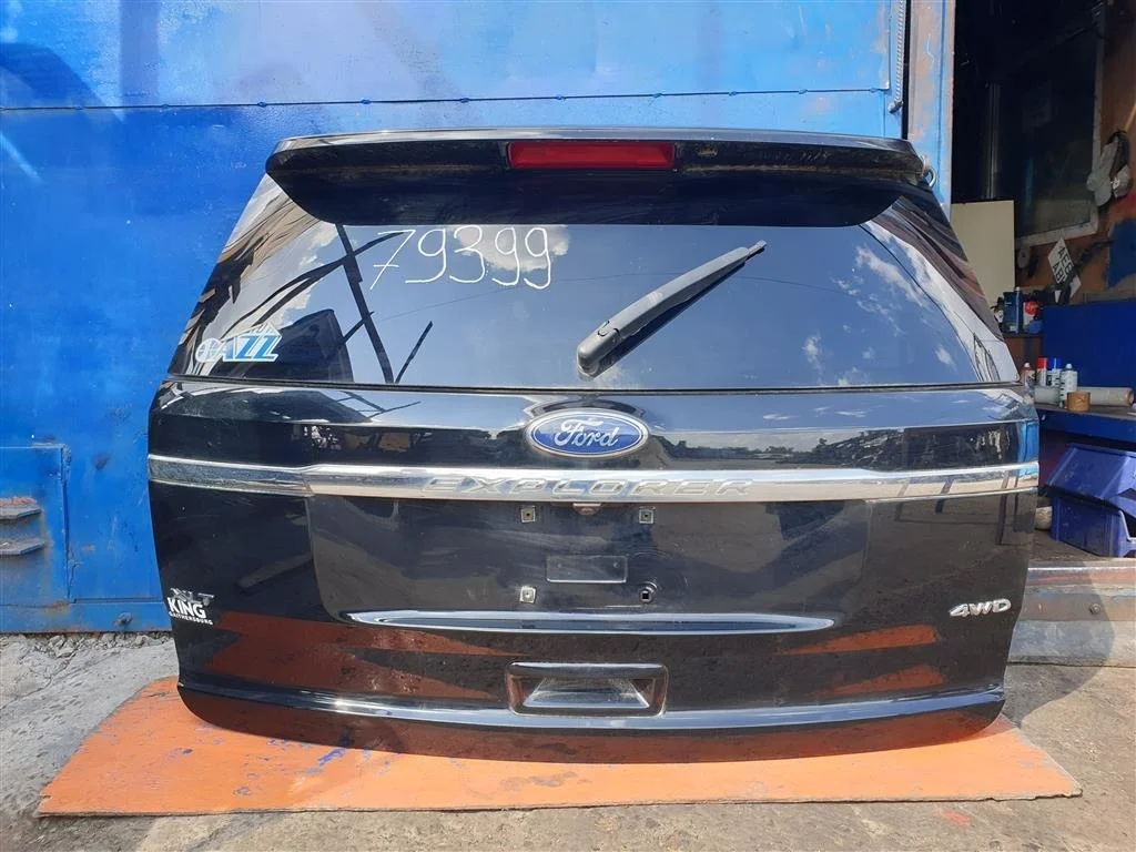 Крышка багажника Ford Explorer 5 BB5Z7840010B