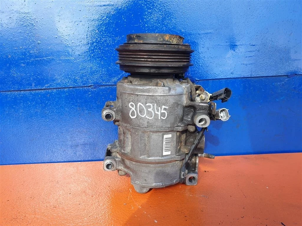 Компрессор кондиционера Ford Focus 3 2,0 5291853