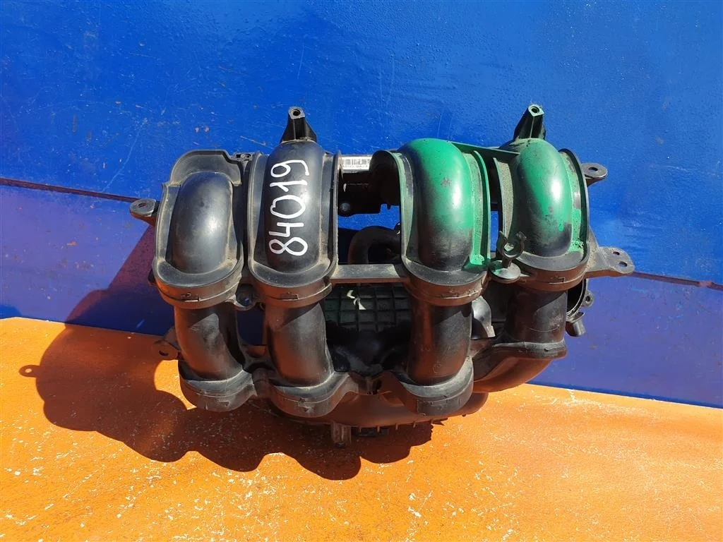 Впускной коллектор Ford C-Max 1,6 115л.с 1681848