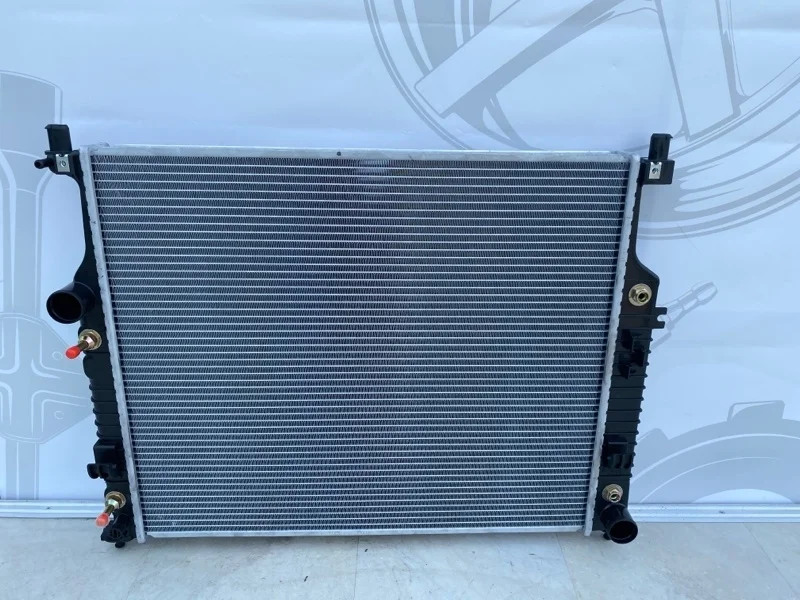 Радиатор основной Mercedes ML W164