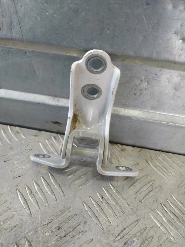 Петля двери Hyundai Elantra 2020-2021 793202H000 CN7, задняя левая