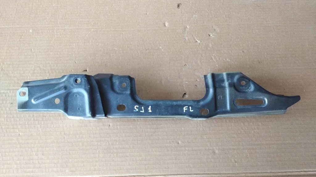 Б.у. кронштейн крыла переднего SUBARU FORESTER S13 SUBARU FORESTER S13