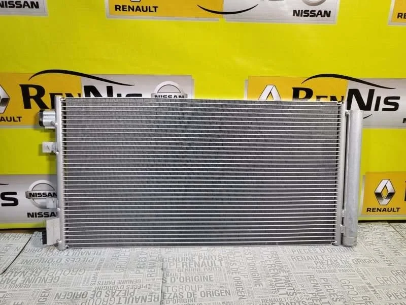 Радиатор кондиционера Renault Fluence