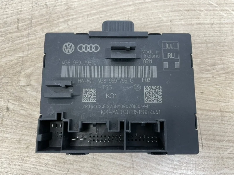Блок управления двери Audi A6 2011 - 2018 4G
