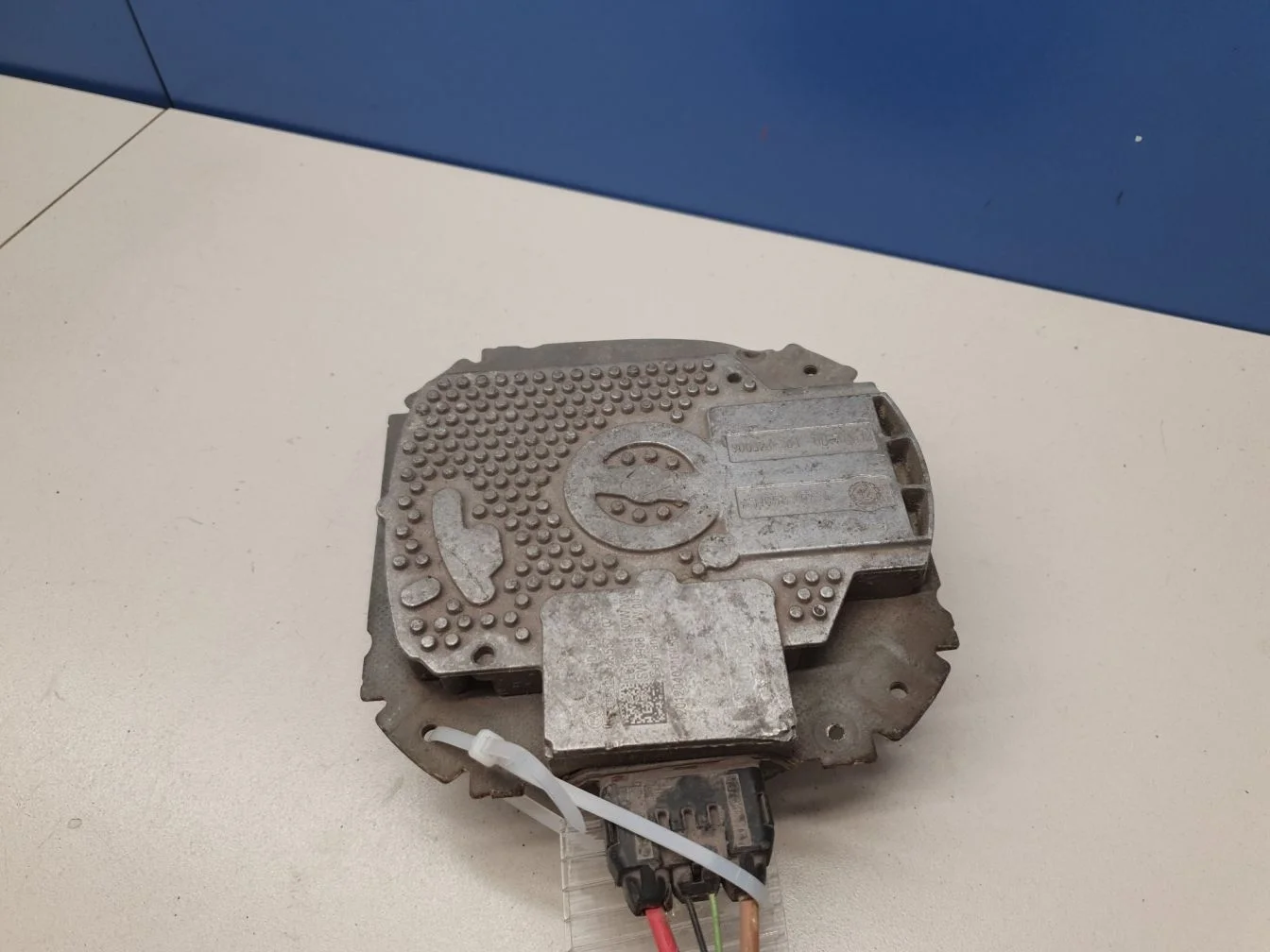 Моторчик вентилятора радиатора для Audi A8 S8 D4 2010-2017