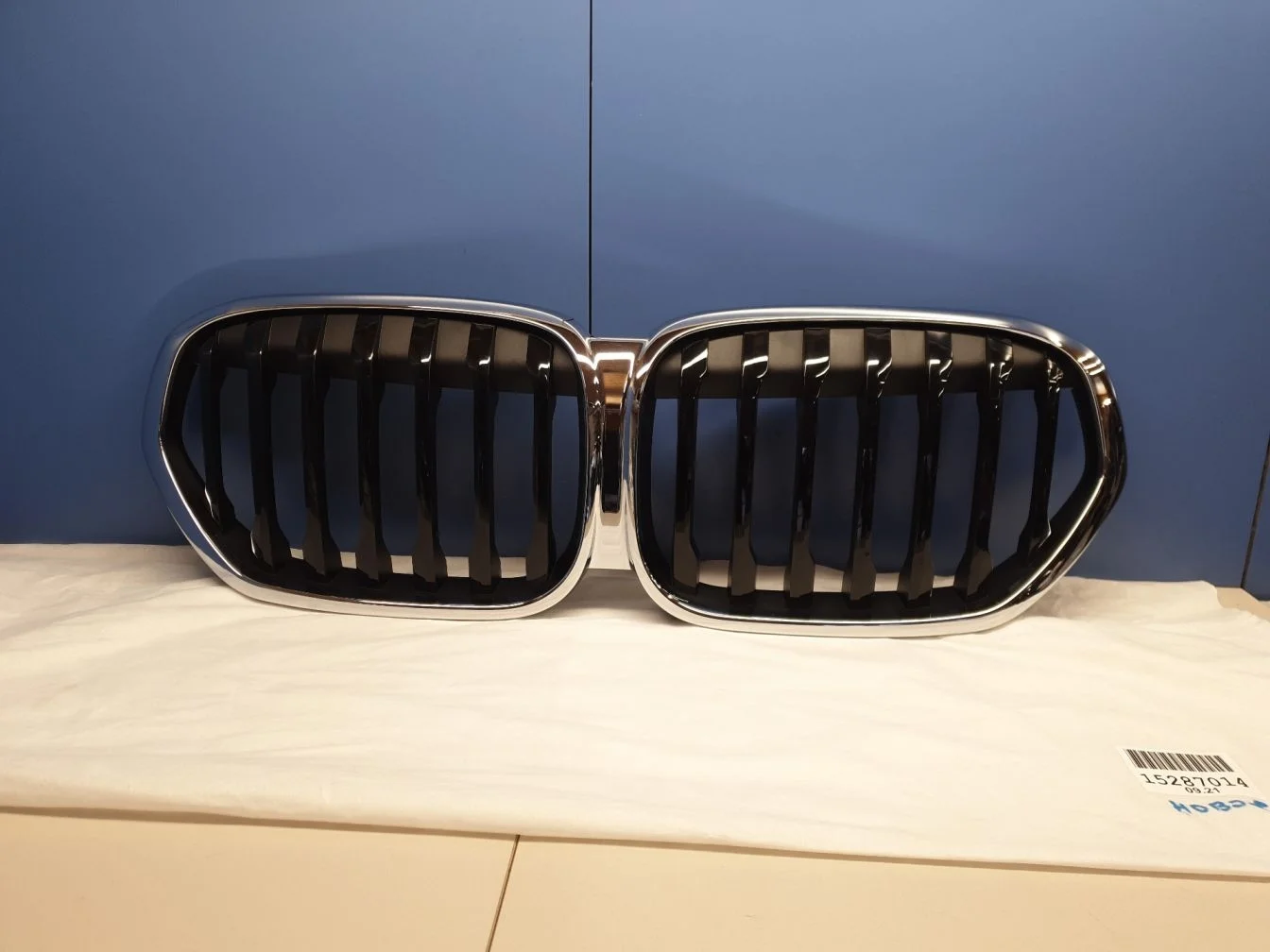 Решетка радиатора для BMW X1 F48 2015-2023