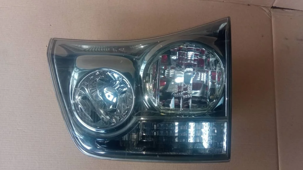 Б.у. фонарь внутренний LEXUS RX350 GSU35 LEXUS RX350 GSU35