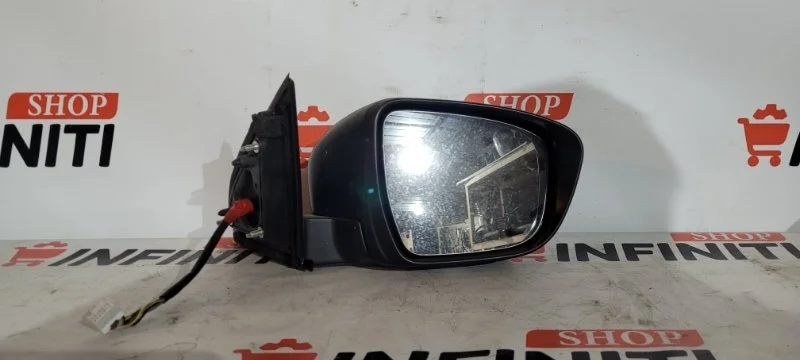 Зеркало заднего вида переднее правое Nissan