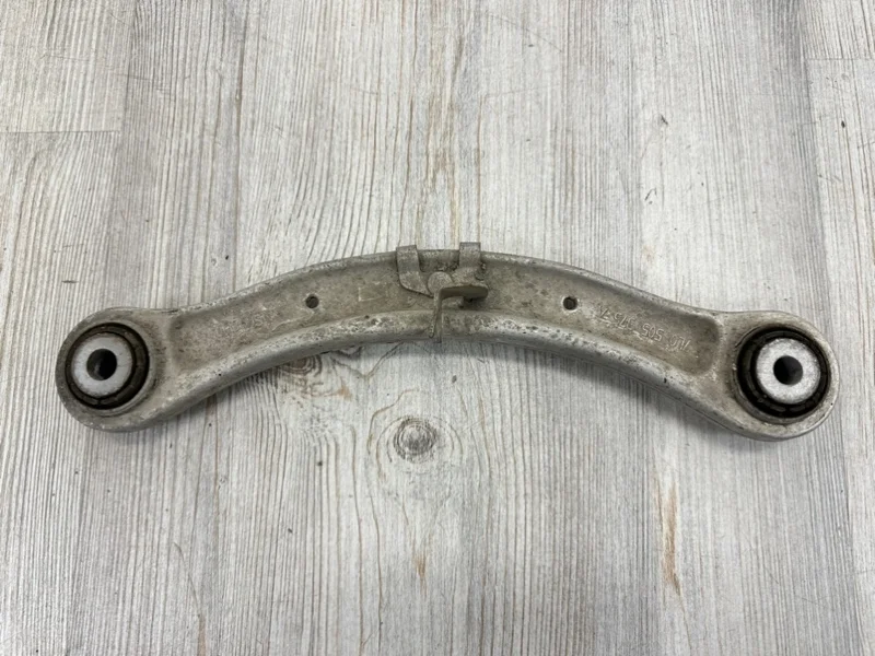 Рычаг подвески поперечный Audi Q7 2007-2015 4L