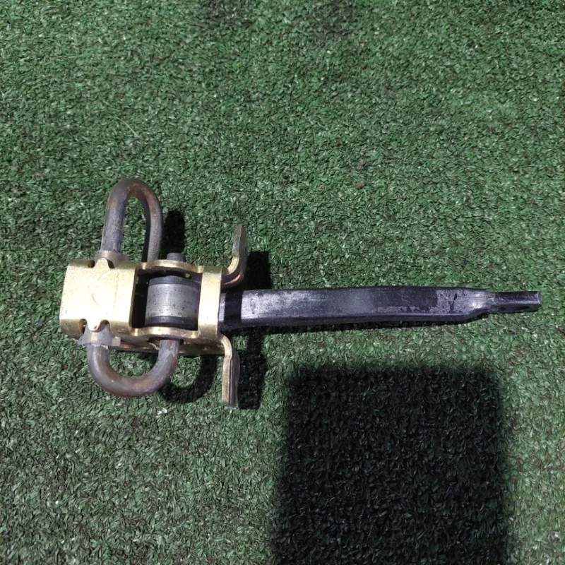 Ограничитель двери BMW E39