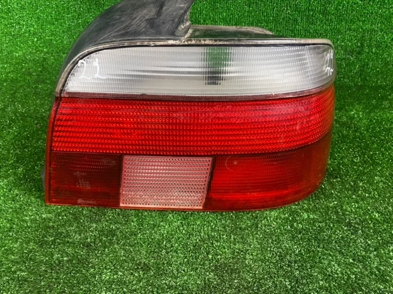 Задний фонарь BMW E39
