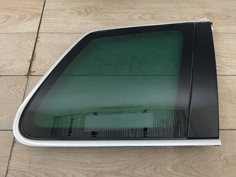 Стекло боковое VW Touareg 2003-2007 7L