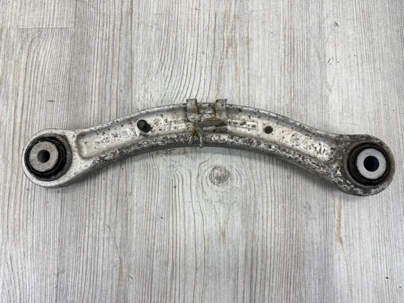 Рычаг подвески поперечный Audi Q7 2007-2015 4L
