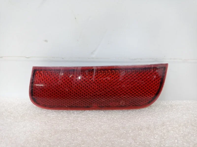 Катафот бампера Ford Fusion 2005-2012