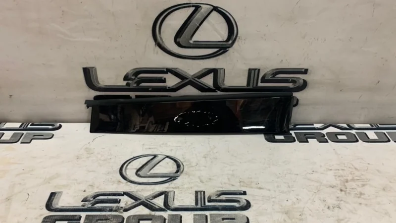 Молдинг на дверь задний правый Lexus Rx450H GYL25