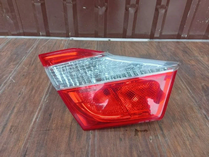 Фонарь Toyota Camry 2011-2014 50