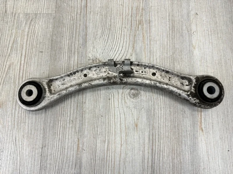 Рычаг подвески поперечный Audi Q7 2007-2015 4L