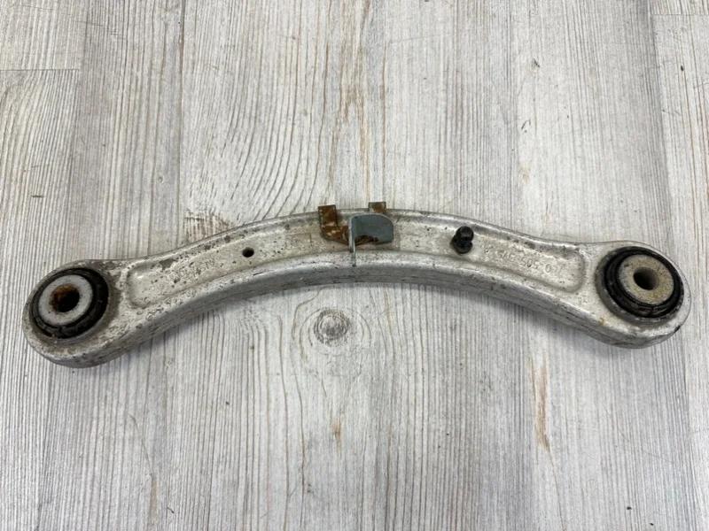 Рычаг подвески поперечный Audi Q7 2007-2015 4L