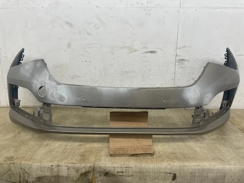 БАМПЕР Skoda Rapid 2020 2021 2022 60U807221M, передний