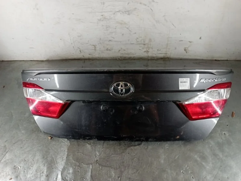 Крышка багажника Toyota Camry 2012-2017 50 55