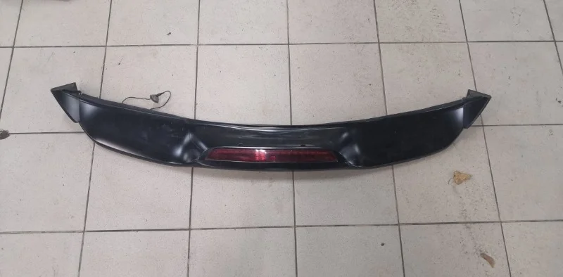 Спойлер двери багажника Porsche Сayenne 2012 958