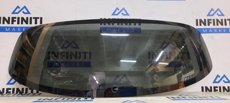 Стекло крышки багажника заднее Infiniti Qx70 S51