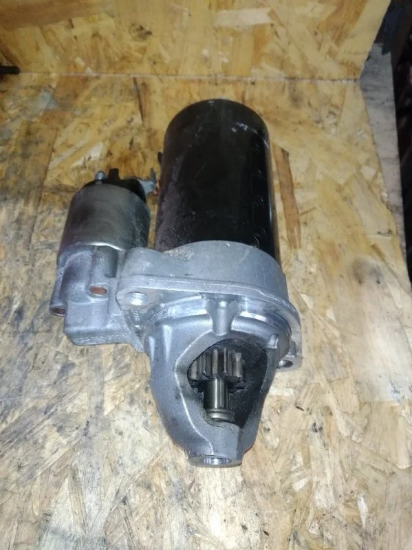 Стартер BMW 520i F10