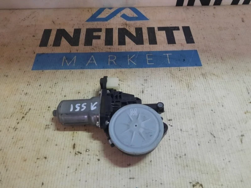 Мотор стеклоподъемника передний левый Infiniti