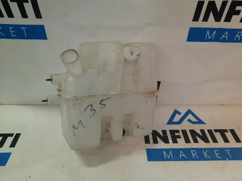 Бачок омывателя передний Infiniti M35 Y50