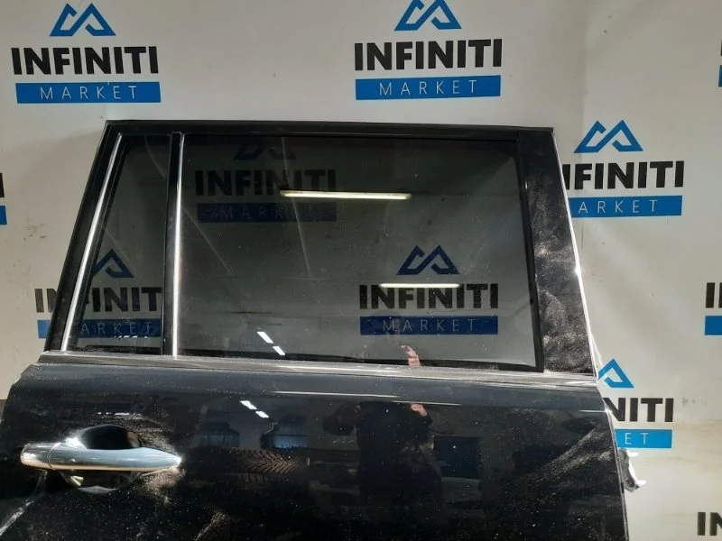 Стекло двери заднее правое Infiniti Qx80 Z62