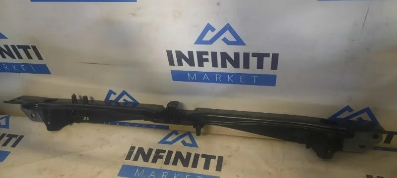 Планка передней панели радиатора верхняя Infiniti