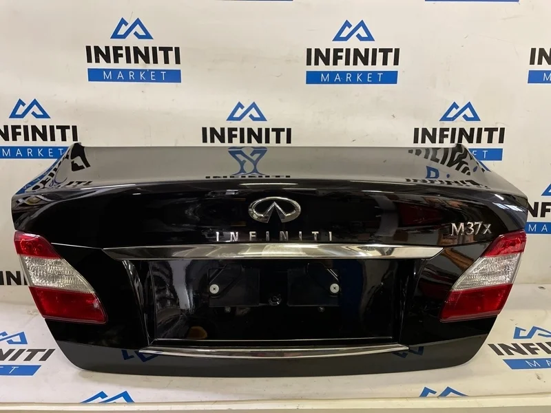 Крышка багажника задняя Infiniti M37 Y51 VQ37HR