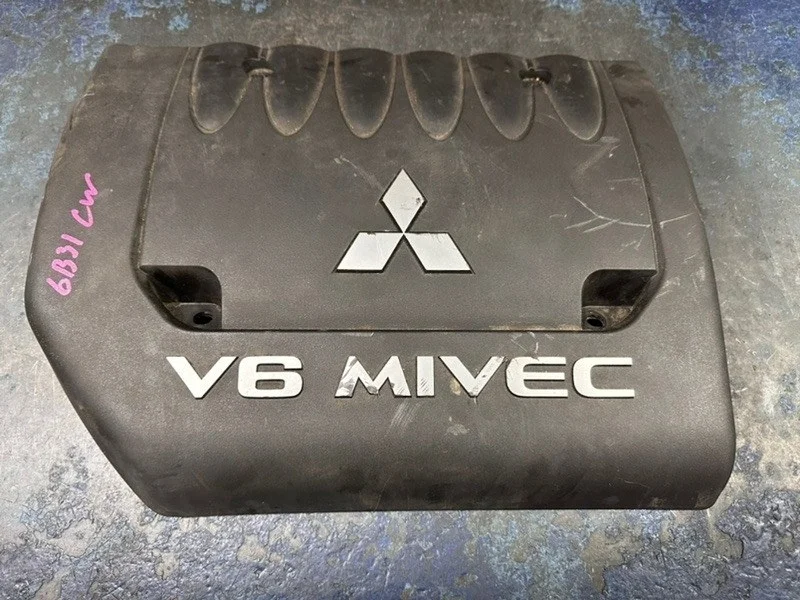 Крышка двигателя Mitsubishi Outlander XL CW