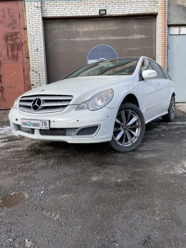 Продажа Mercedes-Benz R class 5.0 (306Hp) (113.971) RWD AT по запчастям