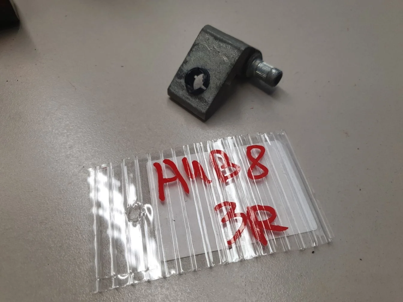 Петля двери для Skoda Octavia A7 2013-2020