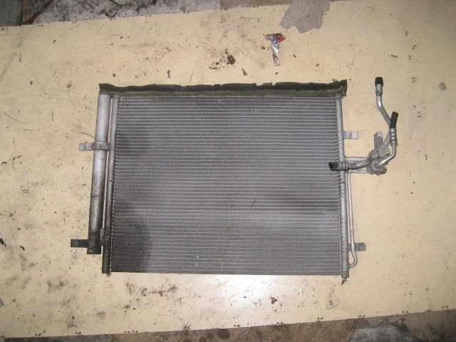 Радиатор кондиционера (конденсер) Ford Mondeo IV 2007-2015