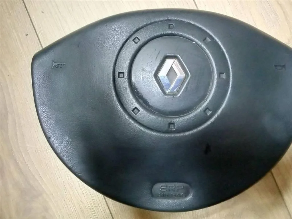 Подушка безопасности в рулевое колесо Renault Megane II 2002-2009
